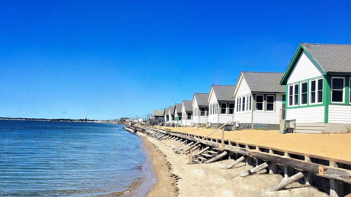 North Truro Cottage | Beachfront Days' Cottages Updated with Modern Luxuries