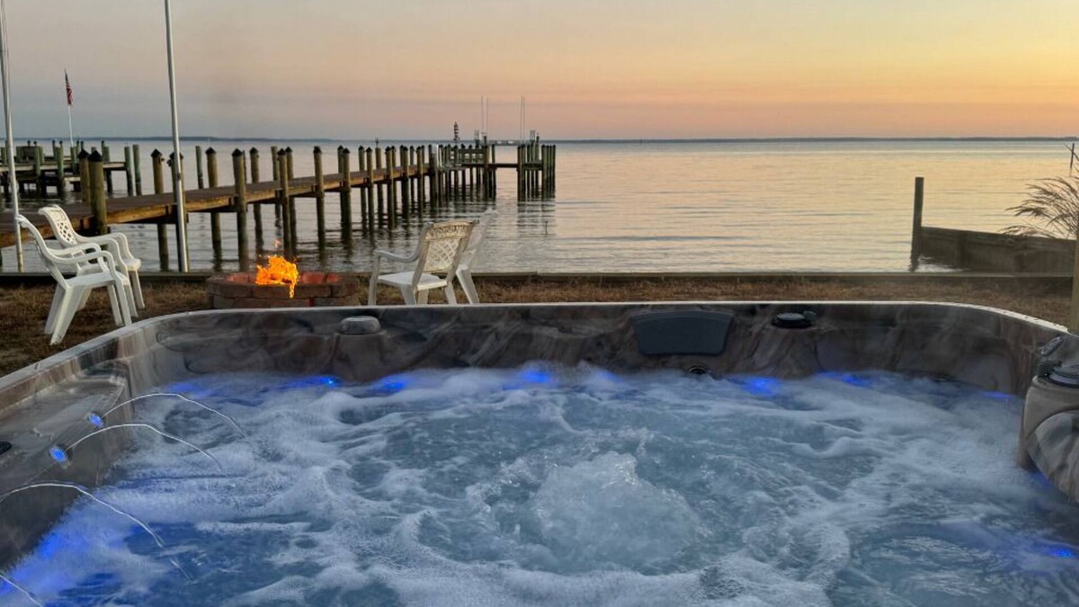Lottsburg Cottage | Beachfront Hideaway - Pet Friendly, Hot Tub, EV