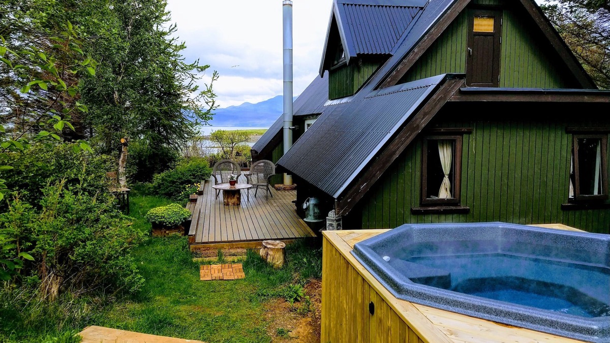 Kjosarhreppur Cottage | Beachfront holiday house, exclusive location, Hot Tub