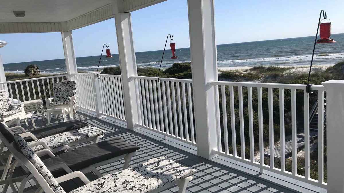 Port St. Joe House | BEACHFRONT home, N Cape by State Park,Elevator, Screen Porch, 5 Star Reviews