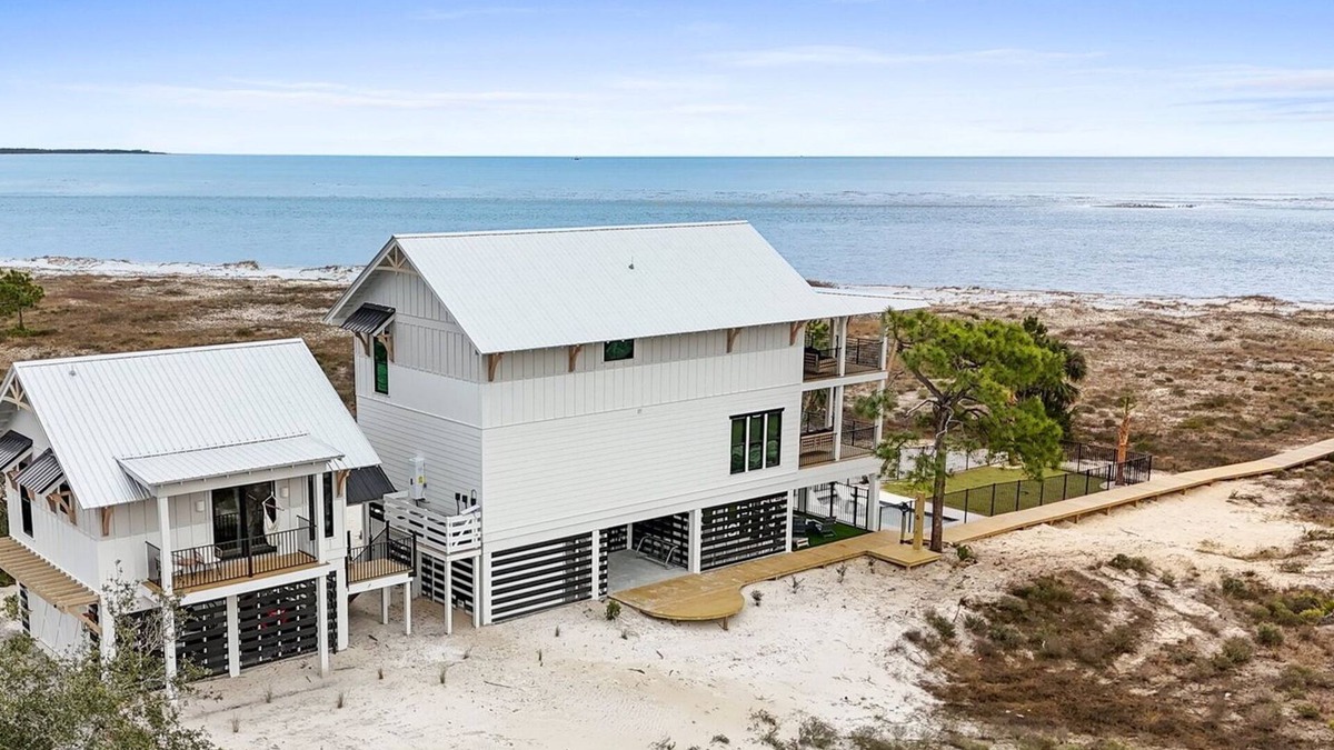 Indian Pass House | Beachfront Home, Private Pool, Mother-In-Law, Secluded Beaches, Indian Pass