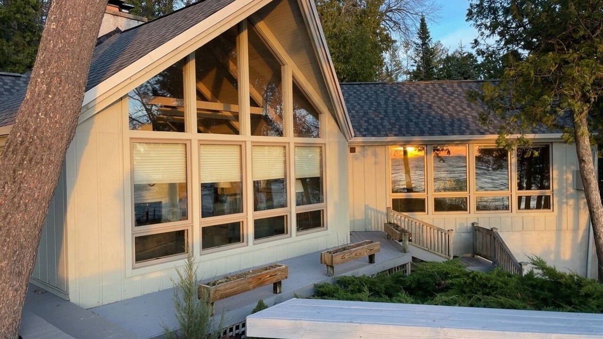 Harbor Springs House | Beachfront Home for Couples, Small Families on Lake Michigan