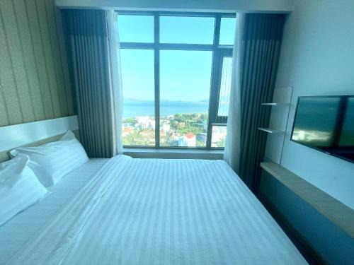 Vinh Phuoc Apartment | Beachfront Hon Chong Nha Trang Apartment