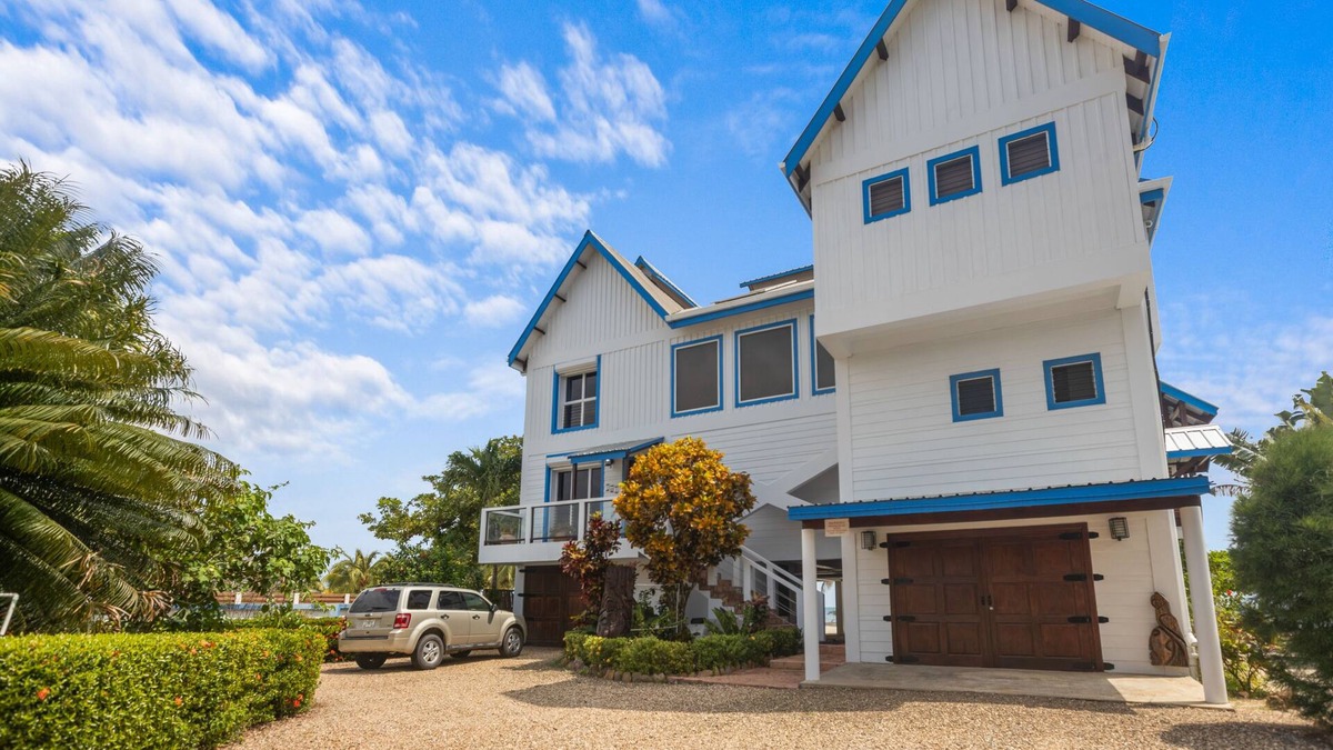 Caribbean Way House | Beachfront house w/private pool, kayaks, strong WiFi, partial AC & ocean views