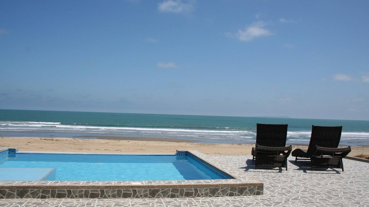 Mirador San Jose Condo | Beachfront Luxury Condo (Main Floor Of A Duplex)