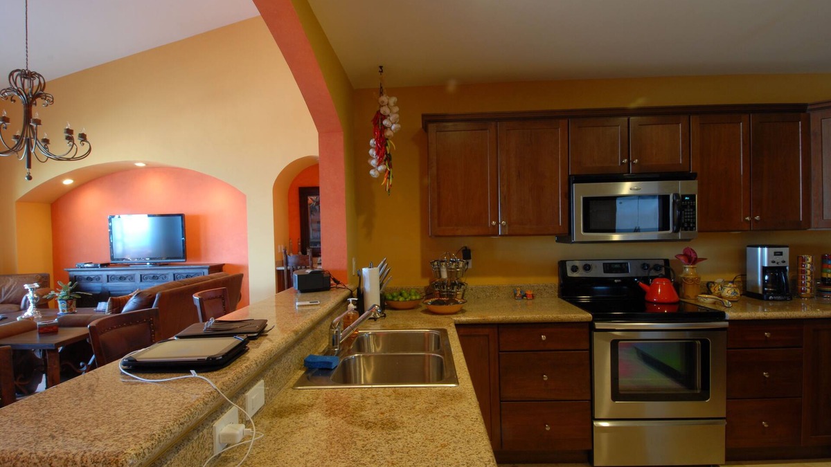 La Paz Condo | Beachfront Luxury Penthouse at Paraiso Del Mar
