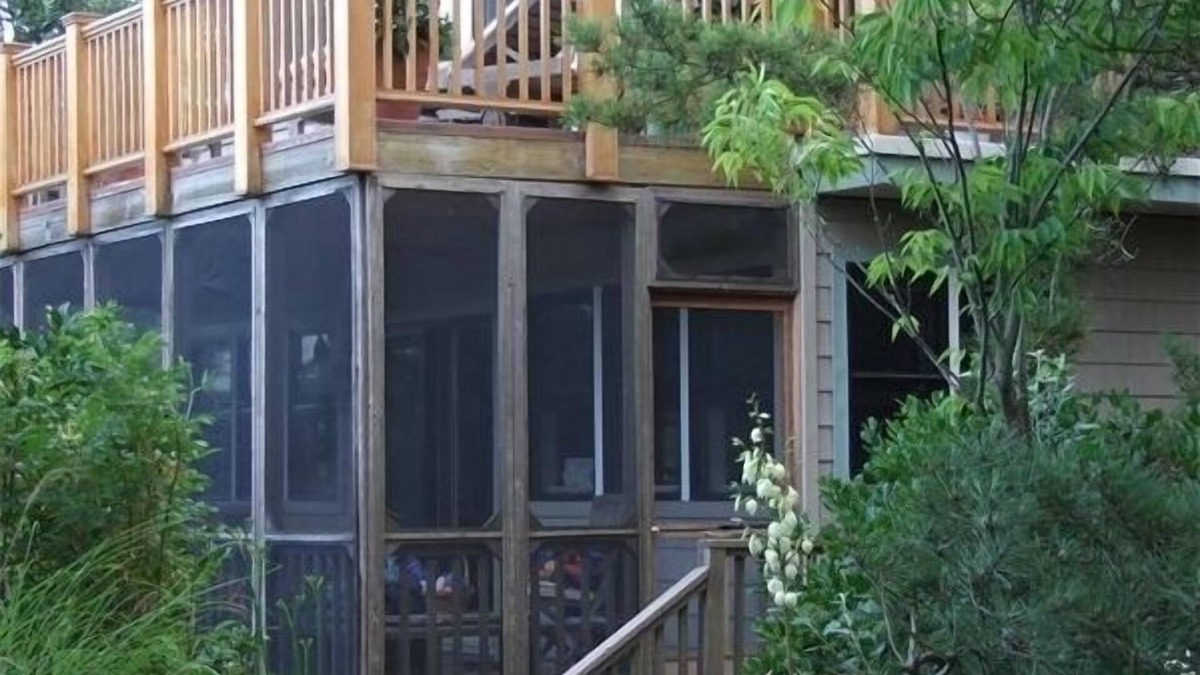Cape May Point House | Beachfront luxury 6-bedroom multi-generational home. Bikes, chairs, umbrellas.