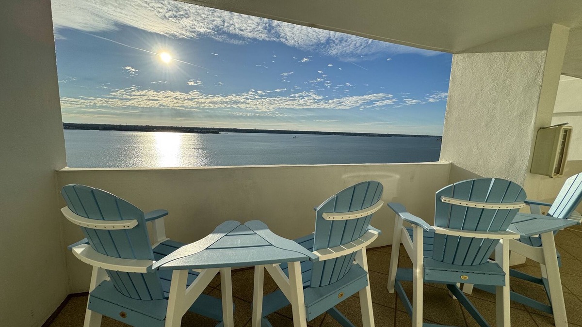 Sand Key Cabin | Beachfront Oasis with Amazing Views Clearwater Beach