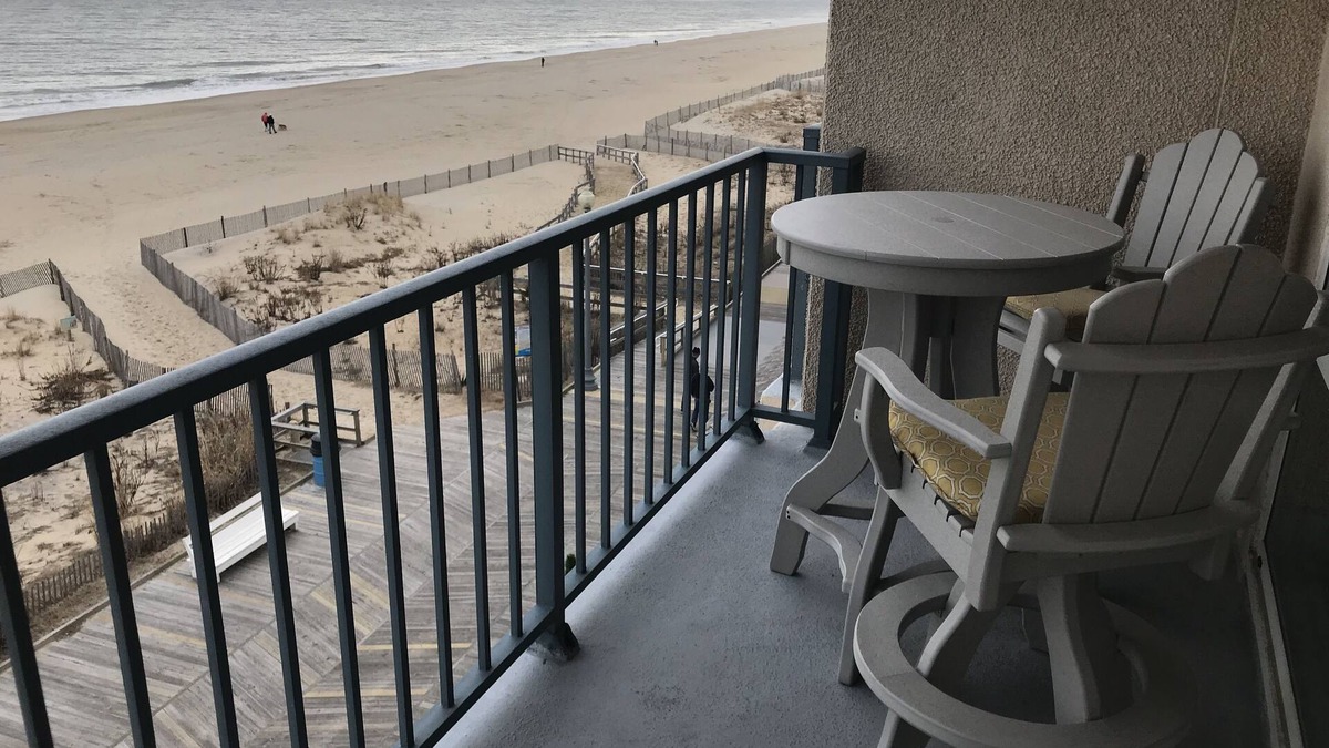 South Rehoboth Condo | Beachfront, Oceanfront, Rehoboth Beach, DE on the Boardwalk