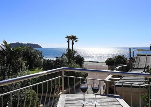 Onetangi Apartment | Beachfront on Waiheke