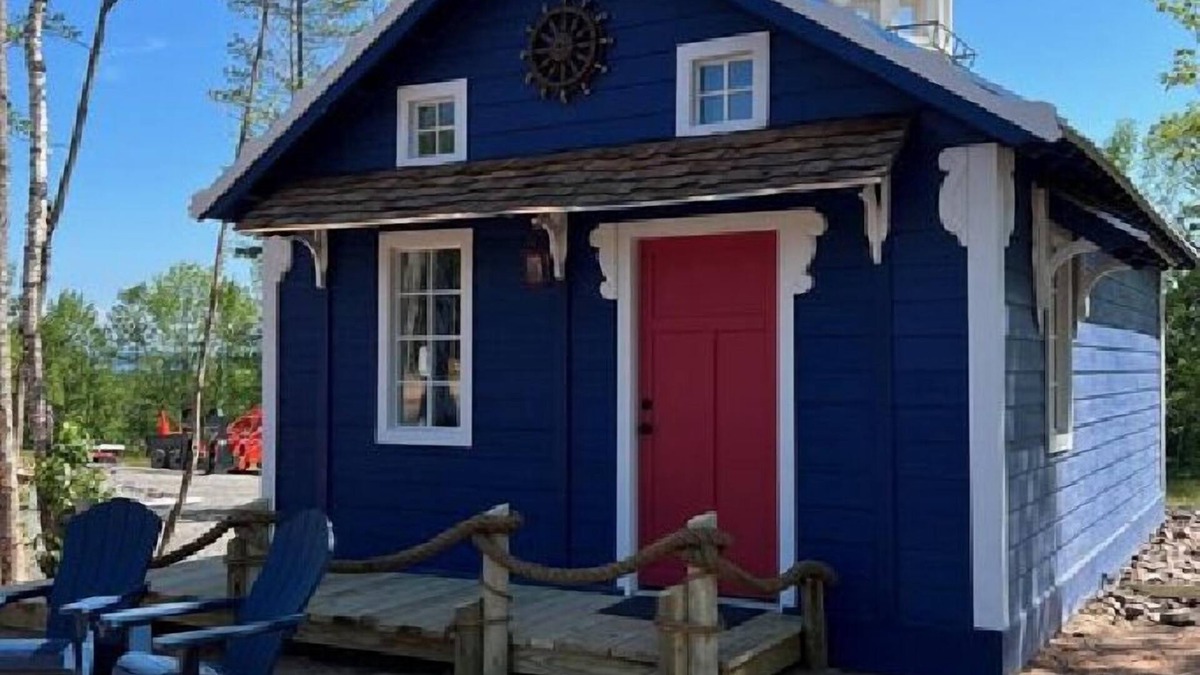 Bayfield Cabin | Beachfront Paradise Cabin!