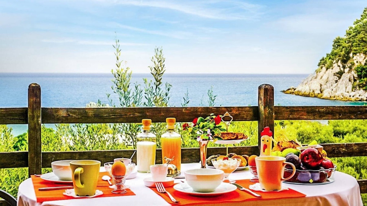 Papa Nero Apartment | Beachfront Pelion Getaway - Cozy Summer Haven