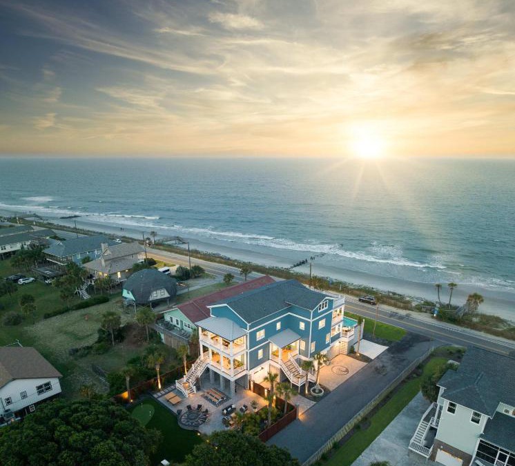 Folly Beach House | Beachfront Pool Outdoor Kitchen Firepit Putting Green