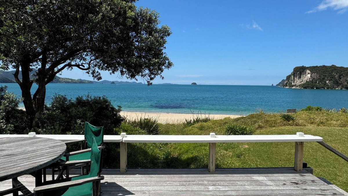 Cooks Beach House | Beachfront property, Mercury Bay