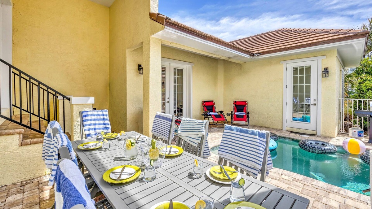Palm Coast House | Beachfront Resort 5BR Villa w/Pool & Wlk2 Beach
