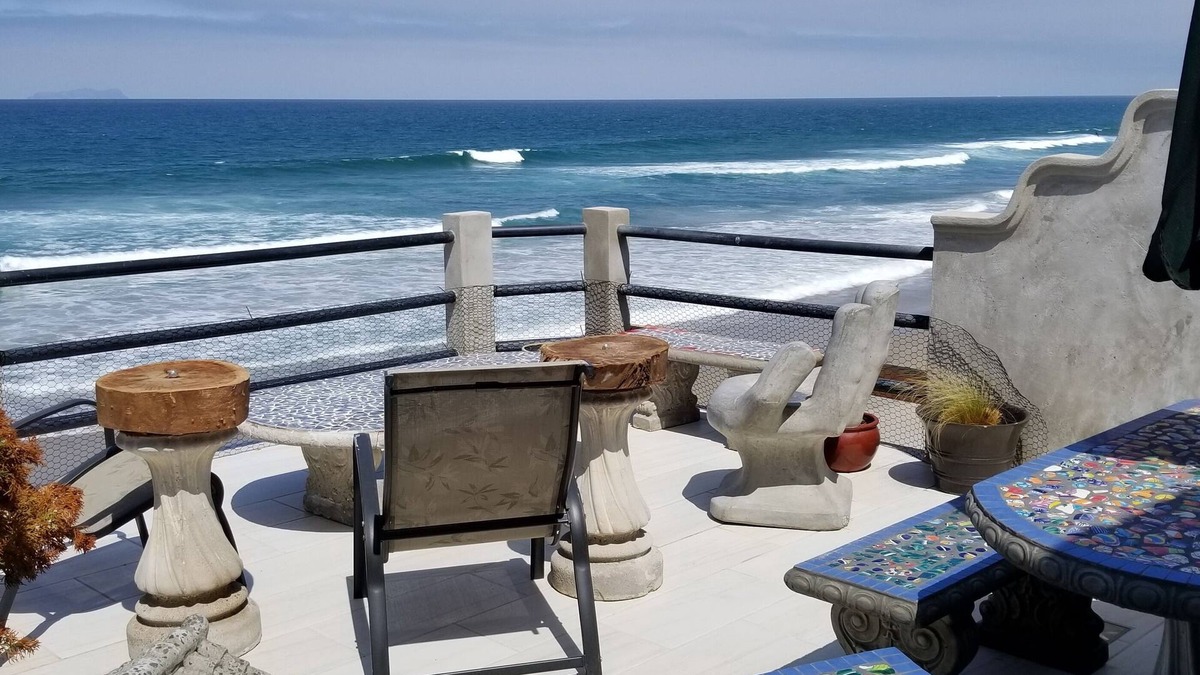 La Joya House | Beachfront Rosarito Home: 2 King Beds, Sleeps Up to 12