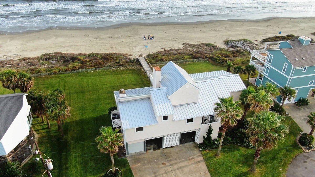 Indian Beach House | Beachfront Rose - FRONT ROW- Private WALKOVER -Remodeled - Sleeps 14 - EPIC VIEW
