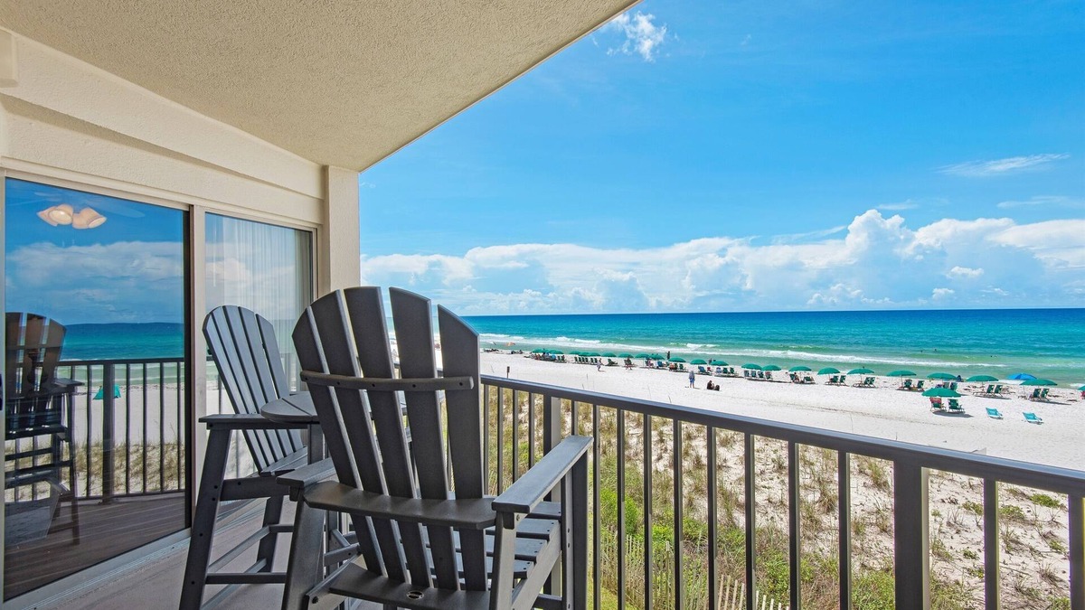 Fort Walton Beach Condo | Beachfront! Sand-Sun-Surf on Fort Walton Beach FL
