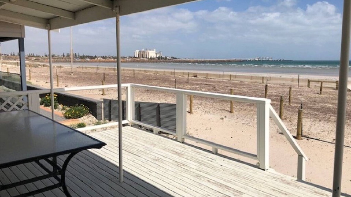 North Beach House | Beachfront Shack