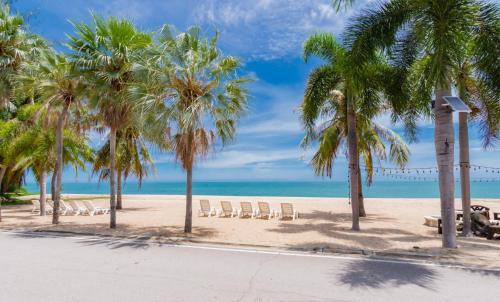 Cha-am Apartment | Beachfront Apartment with Balcony, Sea View & Pool View - Cha Am - Hua Hin