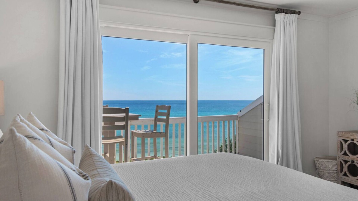 Seacrest House | Beachfront Townhome in Seacrest + Free Tickets: Bikes, Dolphin Cruise & More!