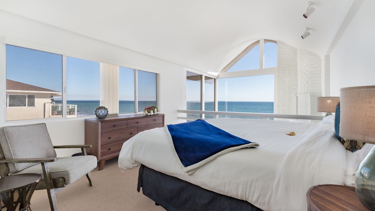 Central Malibu House | Beachfront Townhouse - Views From Every Room