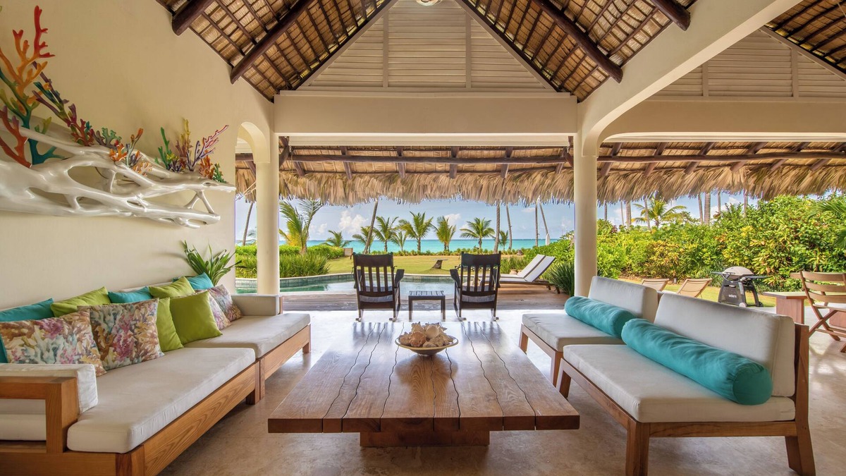 Las Terrenas Villa | Beachfront Tropical Villa with Private Pool