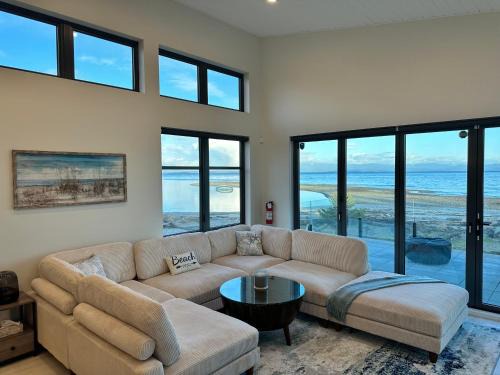 Black Creek Apartment | Beachfront Villa #14 at The Beach House