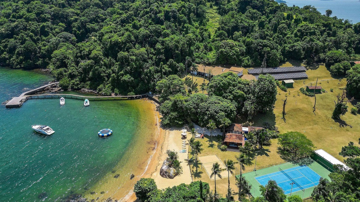 Angra dos Reis Villa | Beachfront villa in Angra dos Reis - Ang009