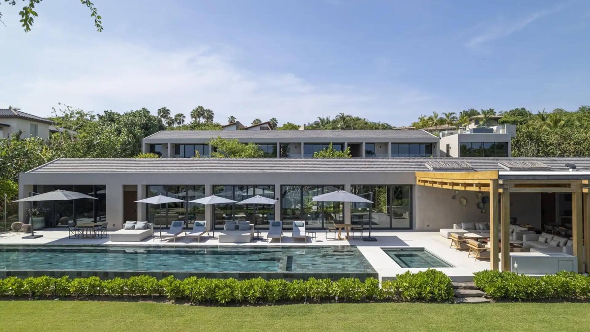 Punta Negra House | Beachfront Villa w/Sports Simulator, Game Room & Private Bowling I Movie Theater & Sauna