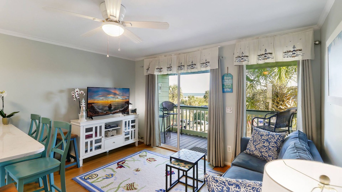 Isle of Palms Condo | Beachfront well stocked 1 bedroom sea cabin w/beach view, pier, community pool.