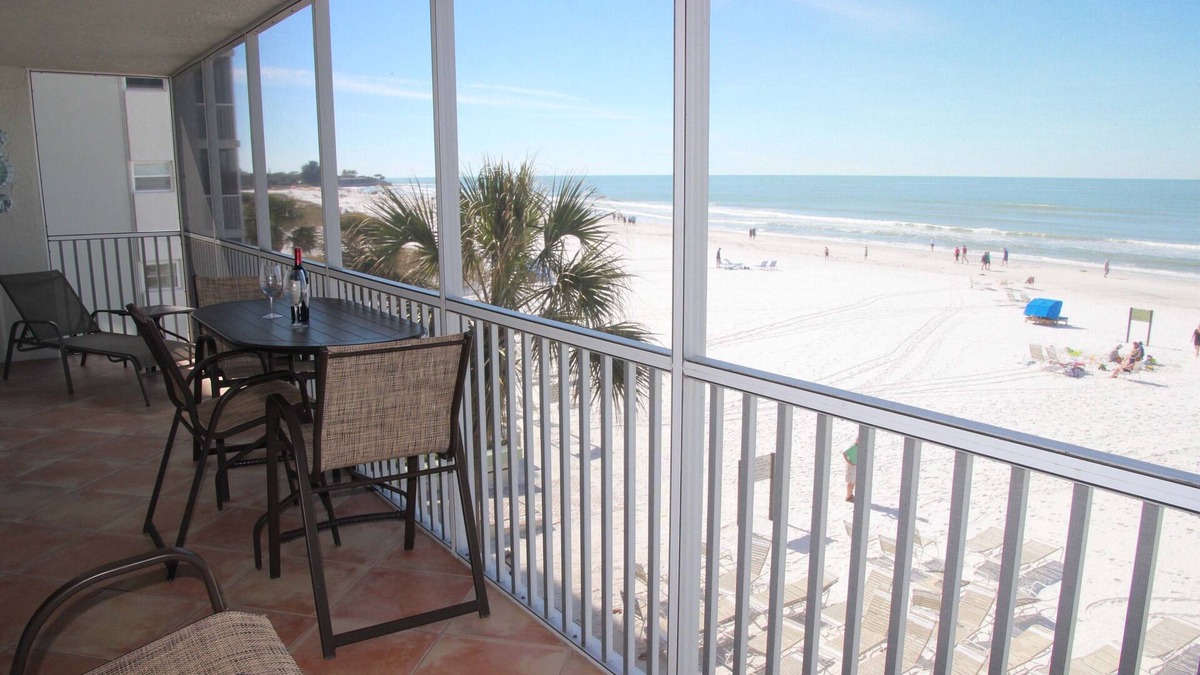 Siesta Key Condo | Beachfront with a million dollar 180 Degree View of the Gulf