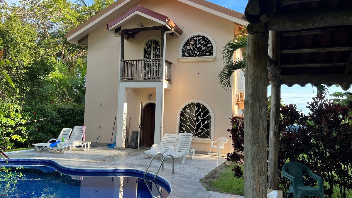 Parrita House | Beachfront with spectacular ocean access and views, with local wildlife.