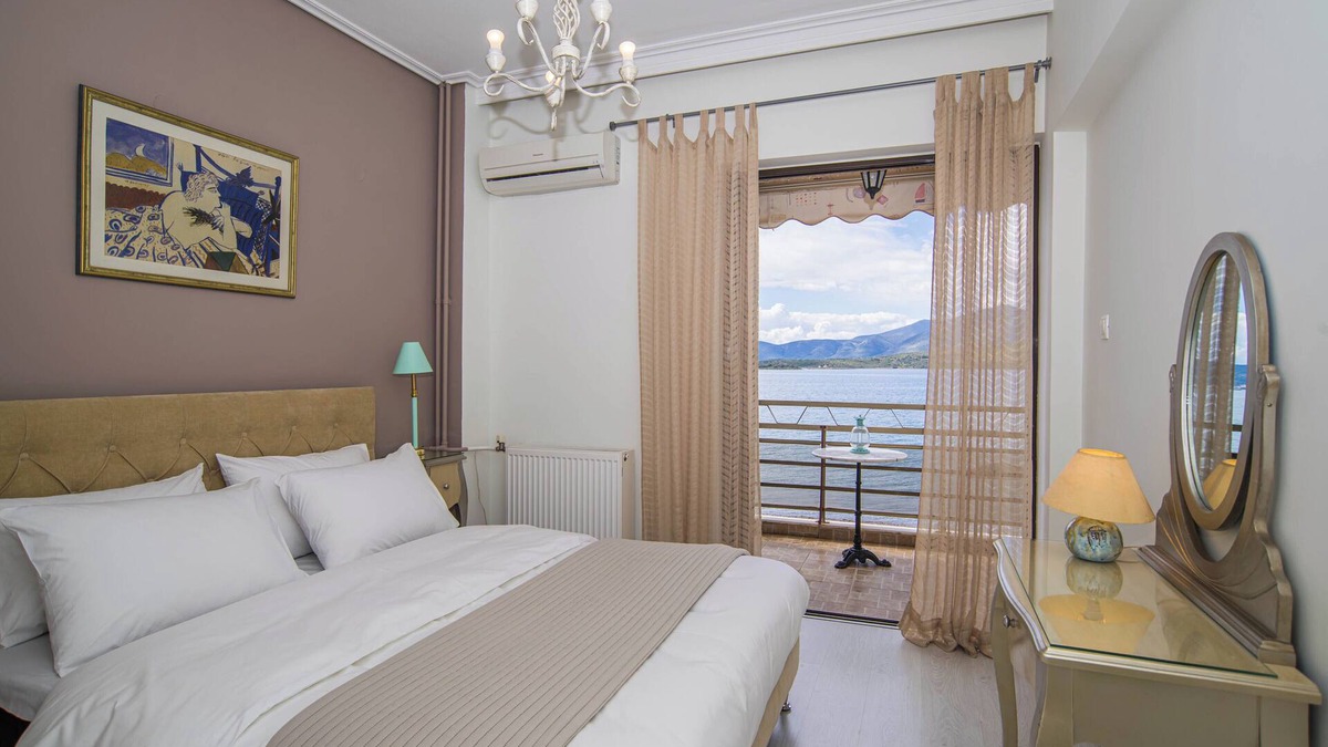 Itea Apartment | Beachfront ZEN sea view apartment