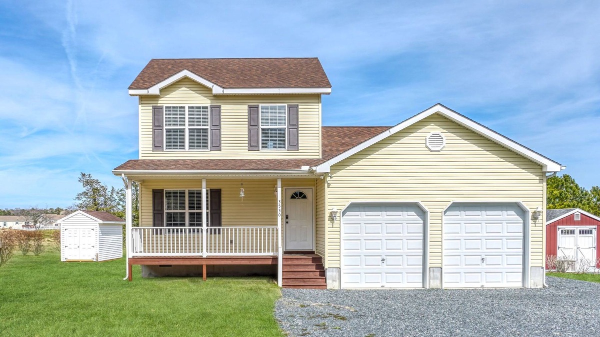 Greenbackville House | Beachin' at the Cove - Golf course, Shared pool & more!