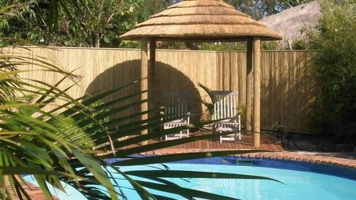 Suffolk Park House | Beachshore Byron Bay - Cozy Beachhouse with pool close to Tallows Beach