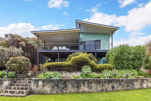 Prevelly House | Beachside at Margaret River - Spacious Family Beach House in Exclusive Prevelly Location