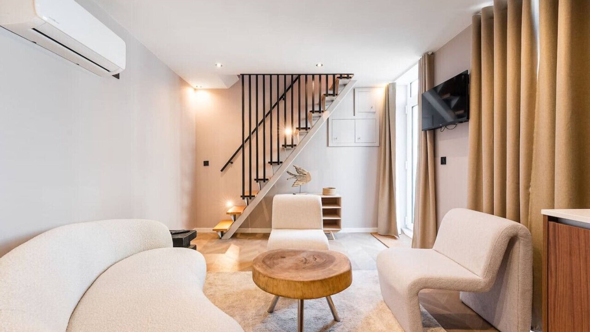 Leixões House | Beachside House in Matosinhos