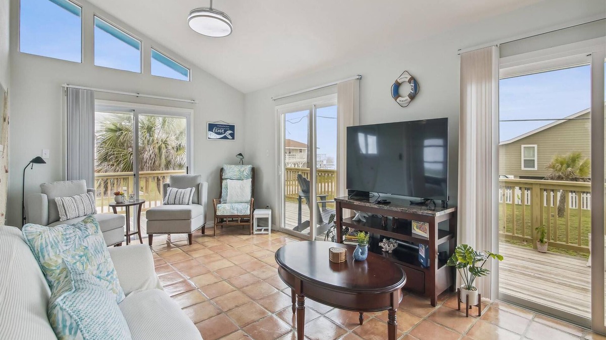Bermuda Beach Cottage | Beachside Pearl