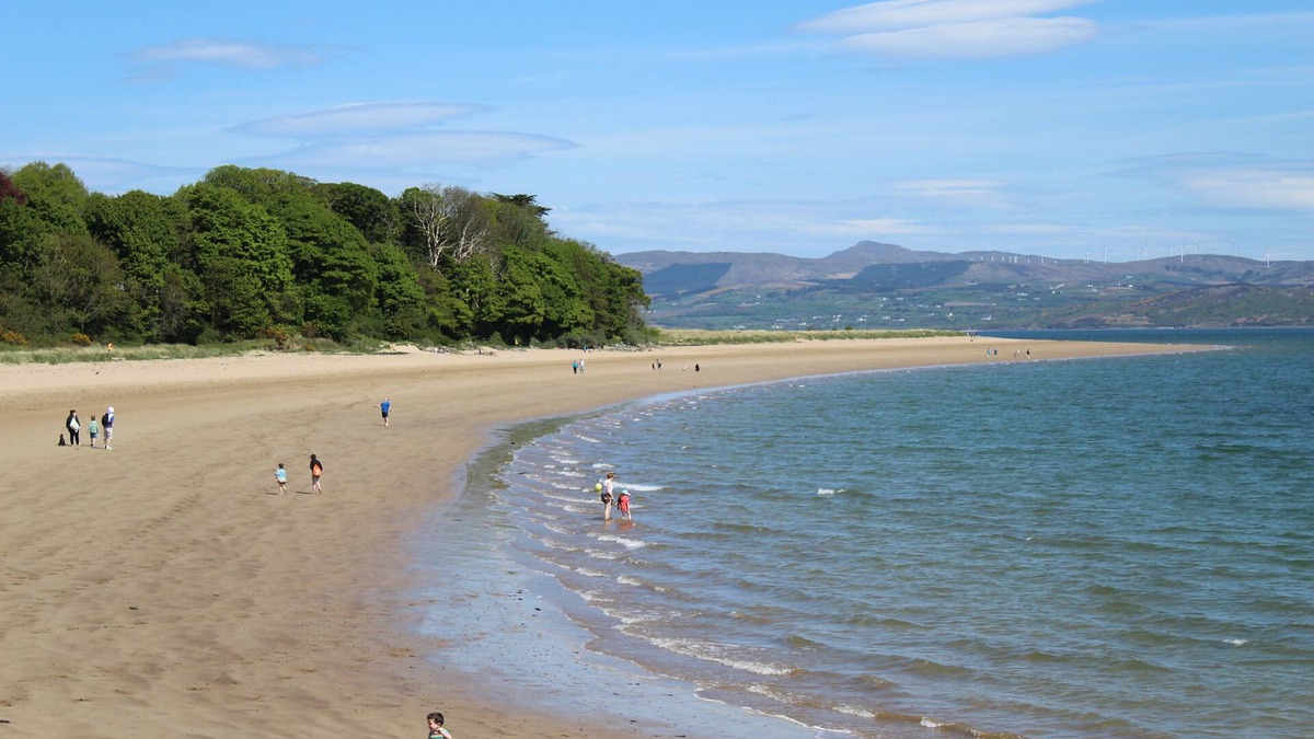 Rathmullan Apartment | Beachside studio apartment. Newly refurbished!