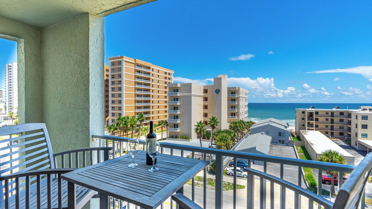 Orlando Heights Condo | Beachside Condo with Ocean & River Views