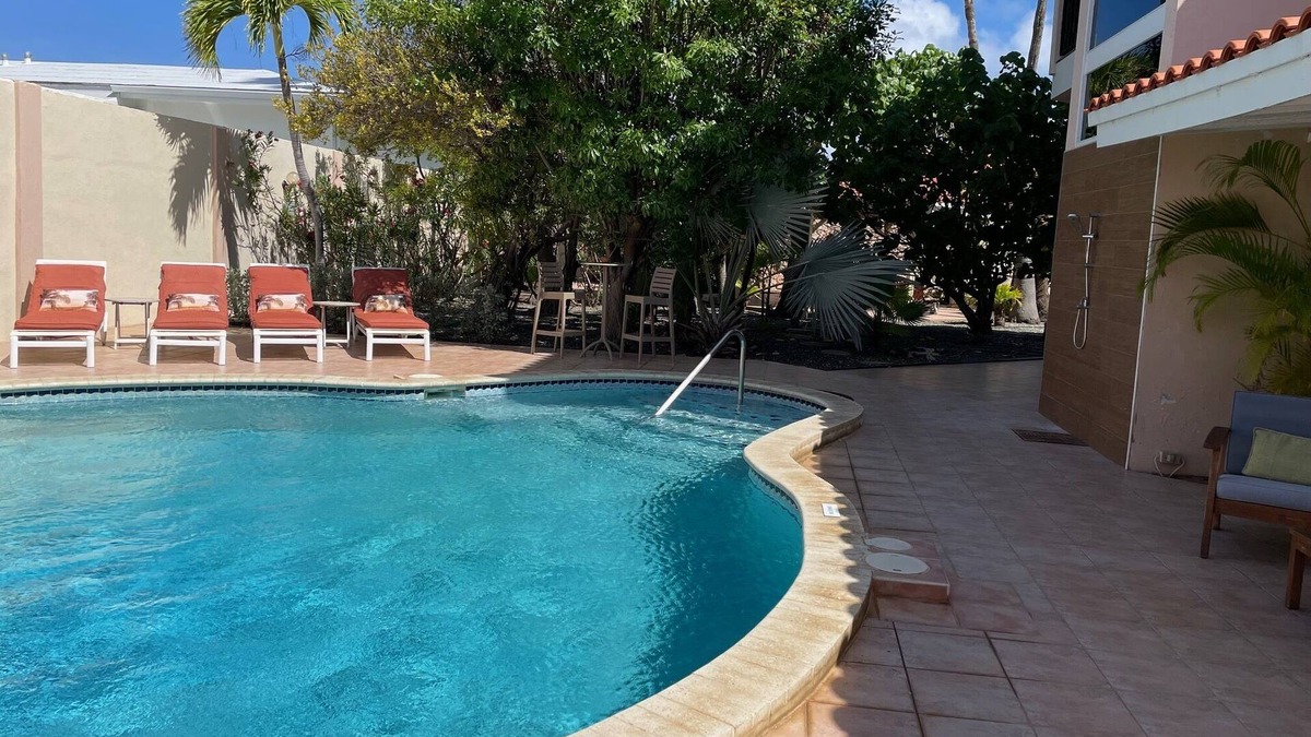 Malmok Villa | Beachside Villa Boca Catalina