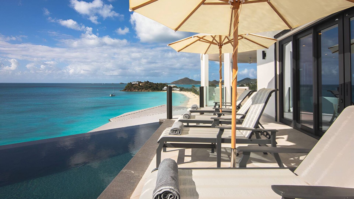 Fryes Beach Hotel | Beachside Villa with 4 Bedrooms, Kitchen, & Living Area with Endless Sea View