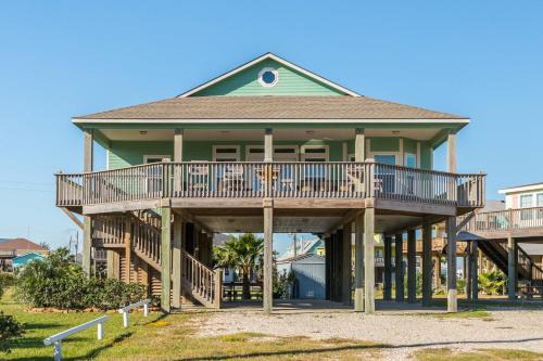 Crystal Beach House | Beachslapped