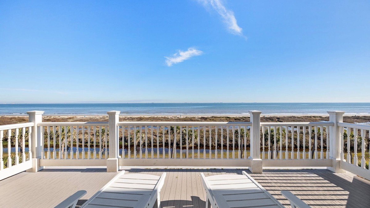 Galveston House | Beachtown Galveston - Luxury Beachfront Home w/Private Pool, Elevator, Yard!
