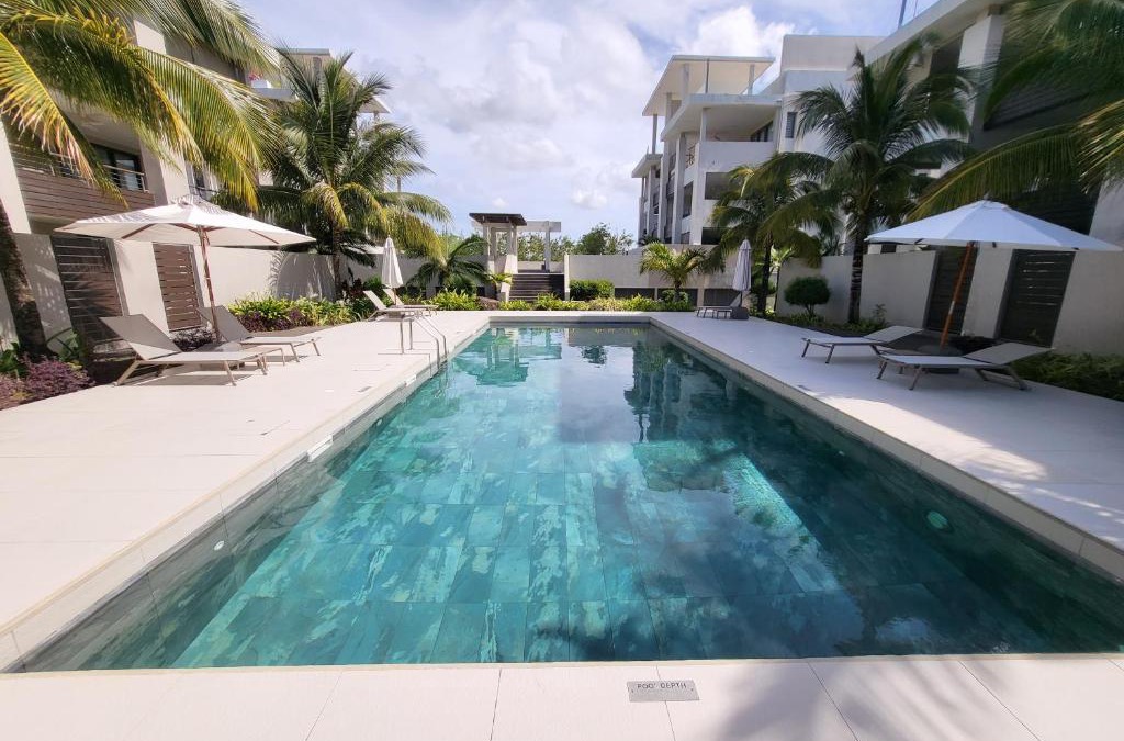 Bain Boeuf Apartment | Beachwalk Deluxe Apartment - 50 steps to the beach