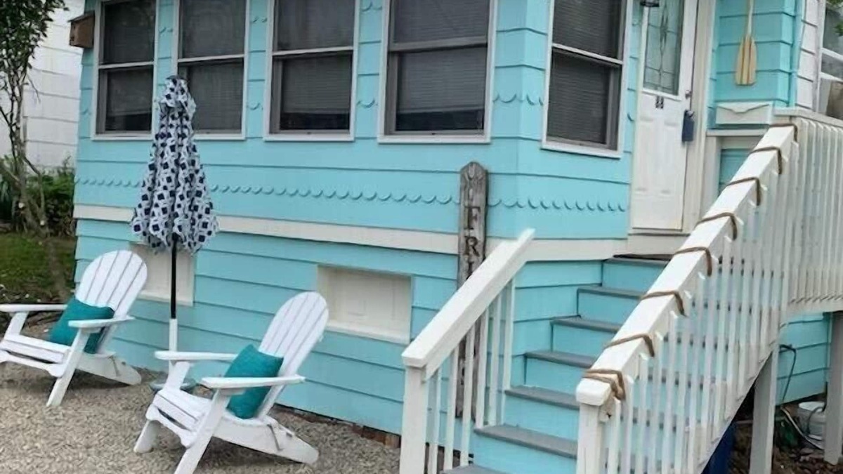 West Haven House | Beachy Bay Breeze Bungalow