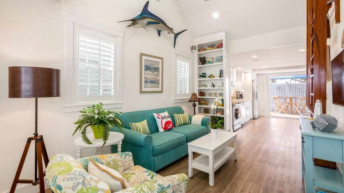 Old Town House | BEACHY KEEN ~ Charming 1 BR, 1 Ba Home w/Loft in Great Location!