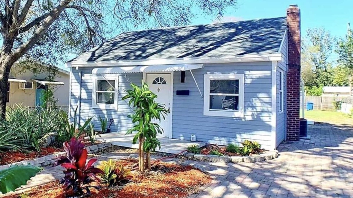 Disston Heights Cottage | Beachy St. Pete Cottage Retreat!