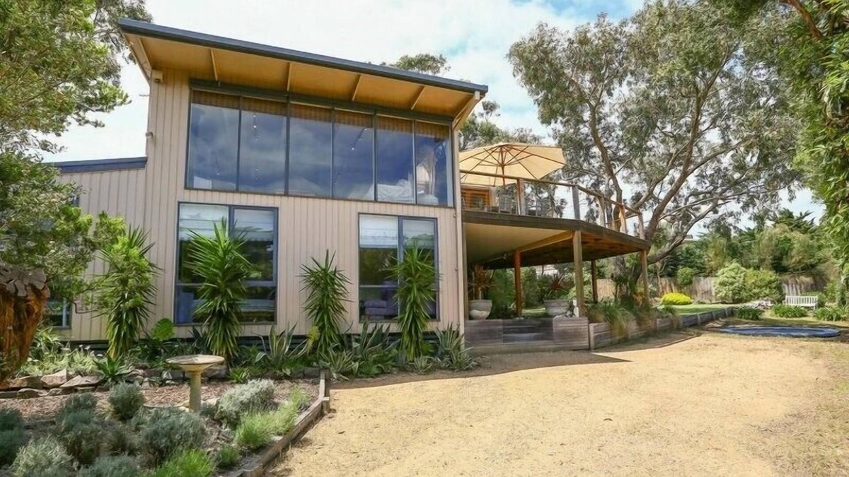 Portsea House | Beacon House Portsea